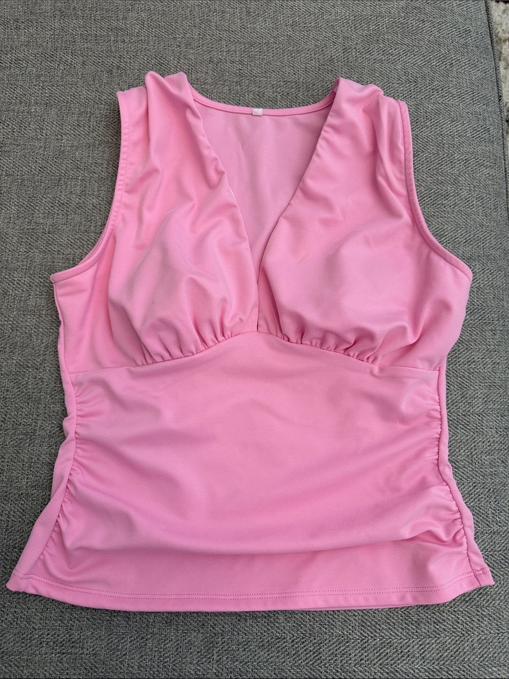 HALARA Pink Deep V-Neck Built in Bra Tank Top